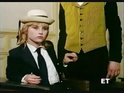 بيني باكس في فيديو مكتب مطيع (بريستون باركر) سكس سحاقيات مترجم عربي