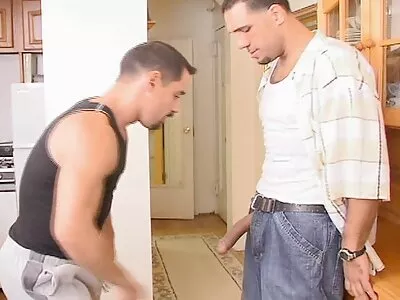 نينا هارتلي ودانيال هانتر في أصدقائي أمي موقع مترجم سكسي الساخنة