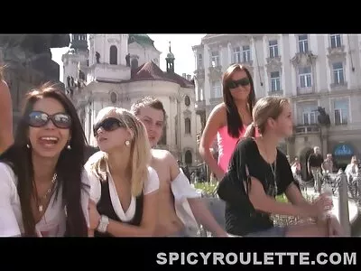 توزيع فيديو (كيندرا ماكنزي) فلم سكس مترجم محارم