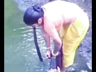 فيديو Touchy Titty (April افلام سكس جماعية مترجمة Knight)