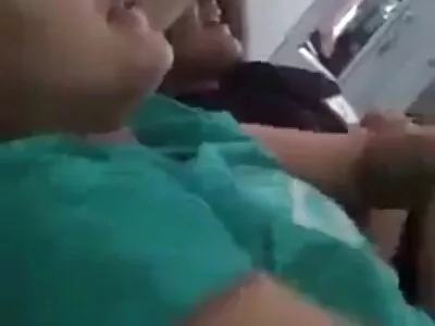 ليزا ليبس وبريت روكمان في أصدقائي أمي الساخنة سكس مترجم بل عربي